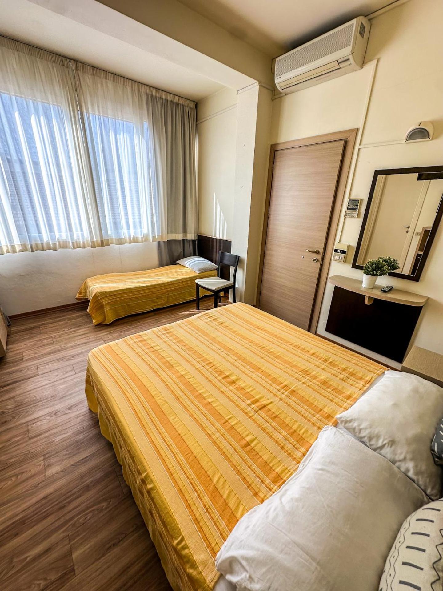 Hotel & Residence Parador تْشيزيناتيكو المظهر الخارجي الصورة